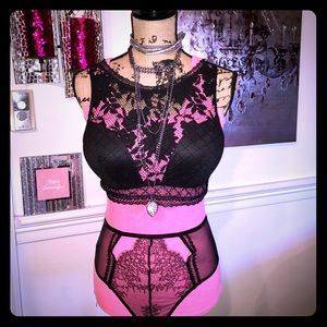 Victoria’s Secret Bralette “L” matching panty “S”